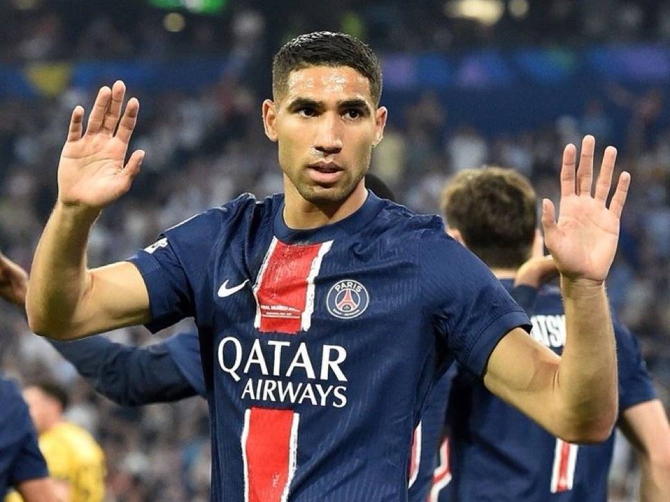 九游手游iOS下载巴黎圣日耳曼门将多次救险，当选全场最佳球员，语言发现生活.的简单介绍