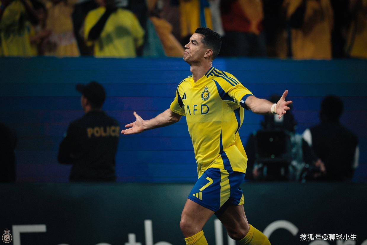 比赛规则变更引爆全场!,C罗意外战胜公牛比赛高潮迭起(c罗踢比赛) 比赛规则变更引爆全场!,C罗意外战胜公牛比赛高潮迭起(c罗踢比赛)